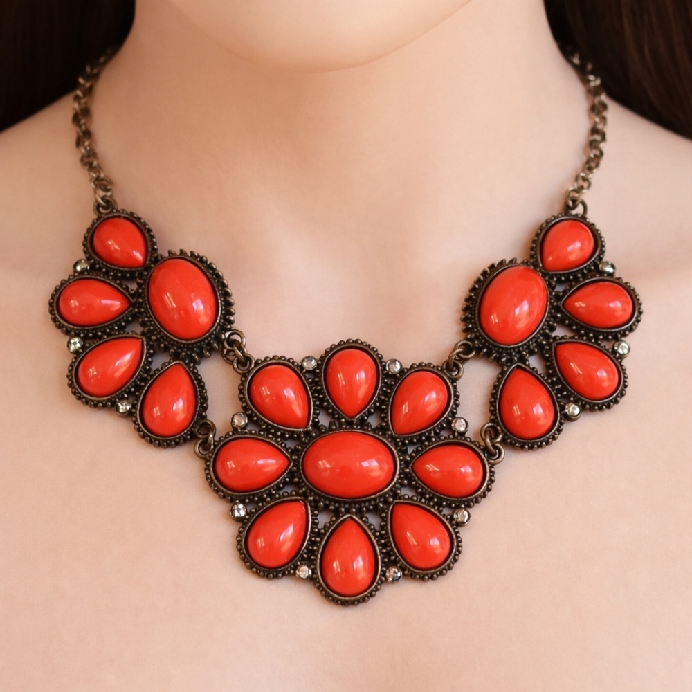Elegant Mudd Blue Statement Necklace - Women's Fashion Jewelry